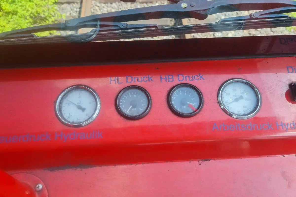 Translok DH 140-212 Cockpit Fahrerstand Bedienelemente